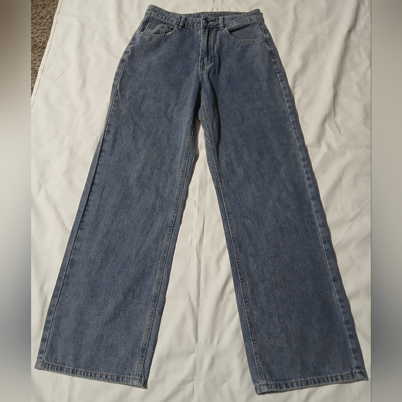 Classic Blue Women's Jeans - Picture 1 of 12